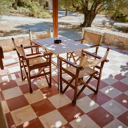 Seafront Traditional Stone House In Sunset Olive Grove - B Alyfanta Luaran gambar