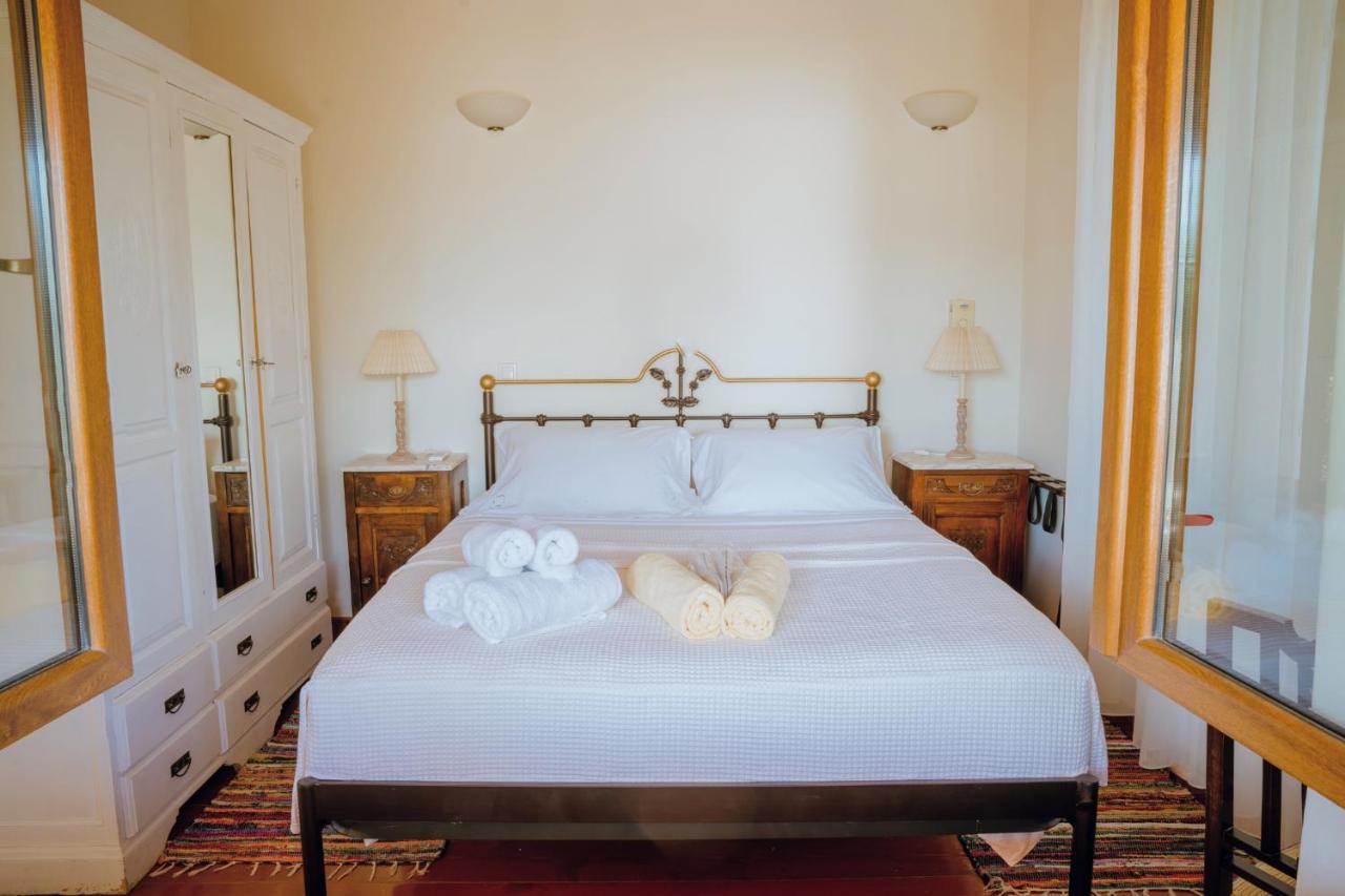 Seafront Traditional Stone House In Sunset Olive Grove - B Alyfanta Luaran gambar